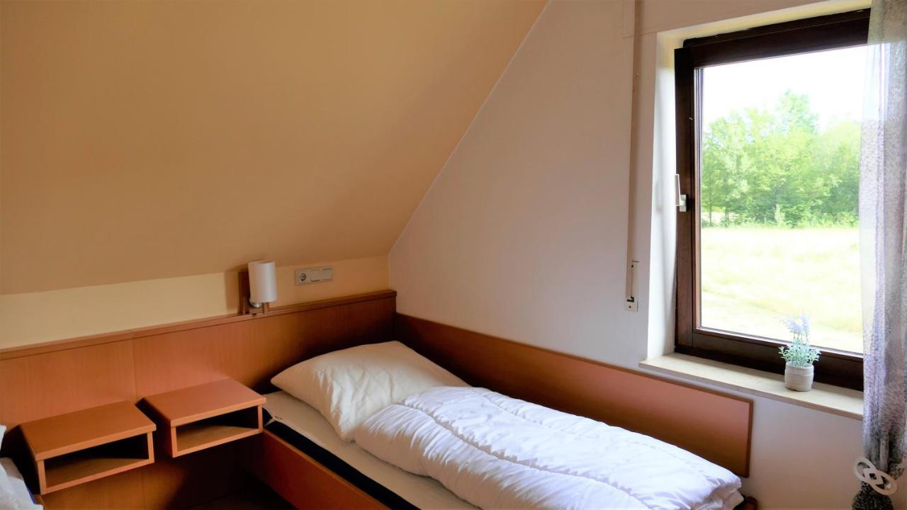 Helles Ferienhaus Im Landhausstil Fuer Bis Zu 10 Personen Frielendorf Exteriér fotografie