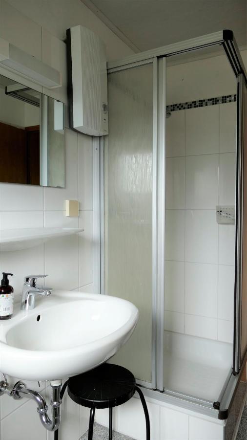 Helles Ferienhaus Im Landhausstil Fuer Bis Zu 10 Personen Frielendorf Exteriér fotografie